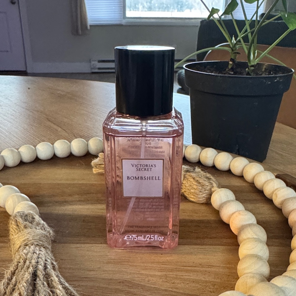 Victoria's Secret Bombshell Fragrance